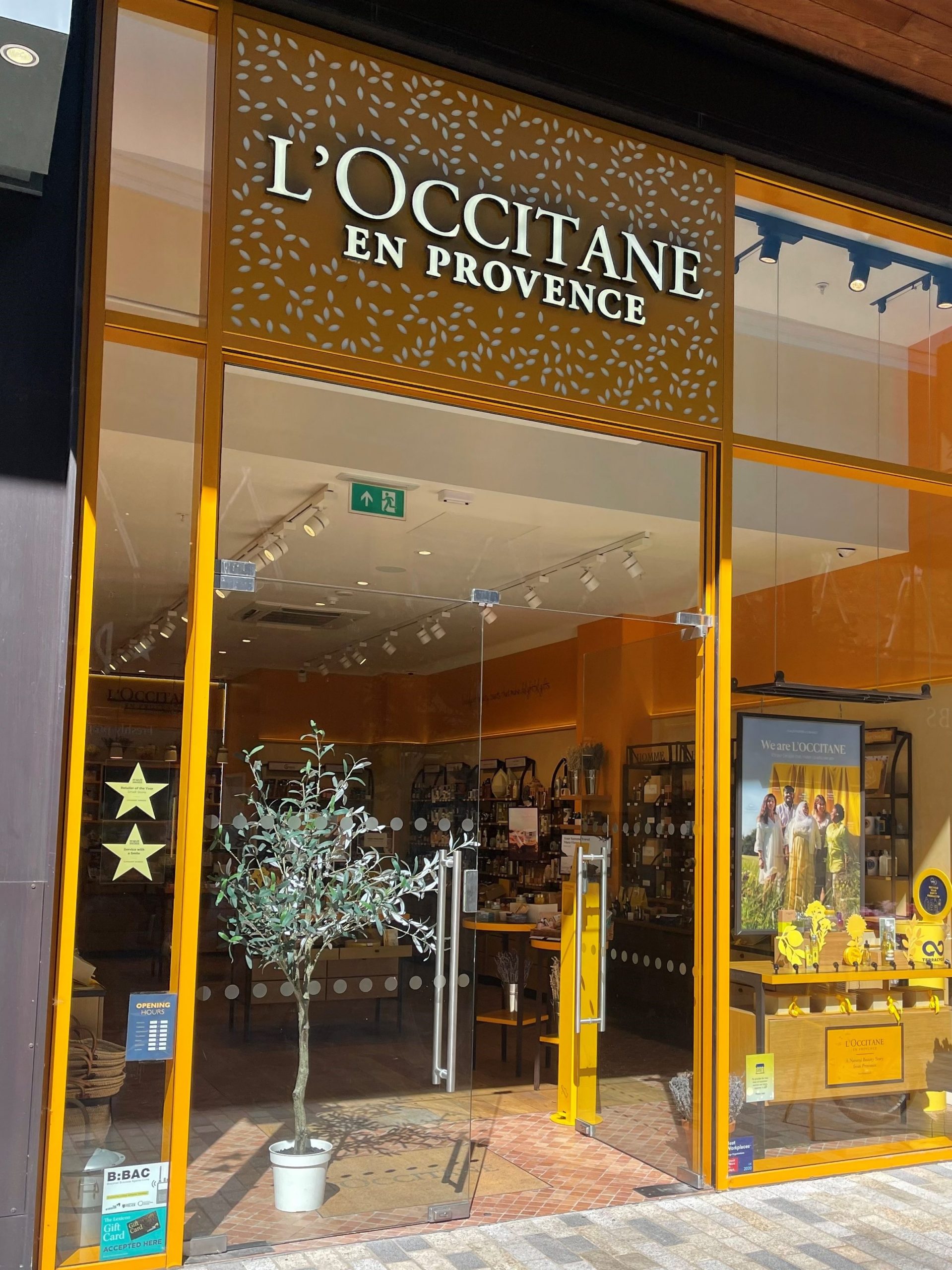 retail shop fit out electrical installation L'Occitane